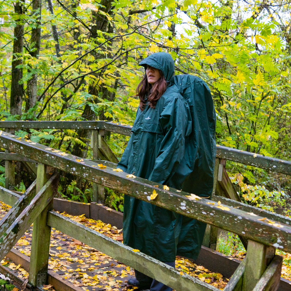 TRIWONDER Regenponcho Rucksack Tragbarer Regencape Regenjacke Wasserdicht Atmungsaktiv für Outdoor Wandern Reisen Camping